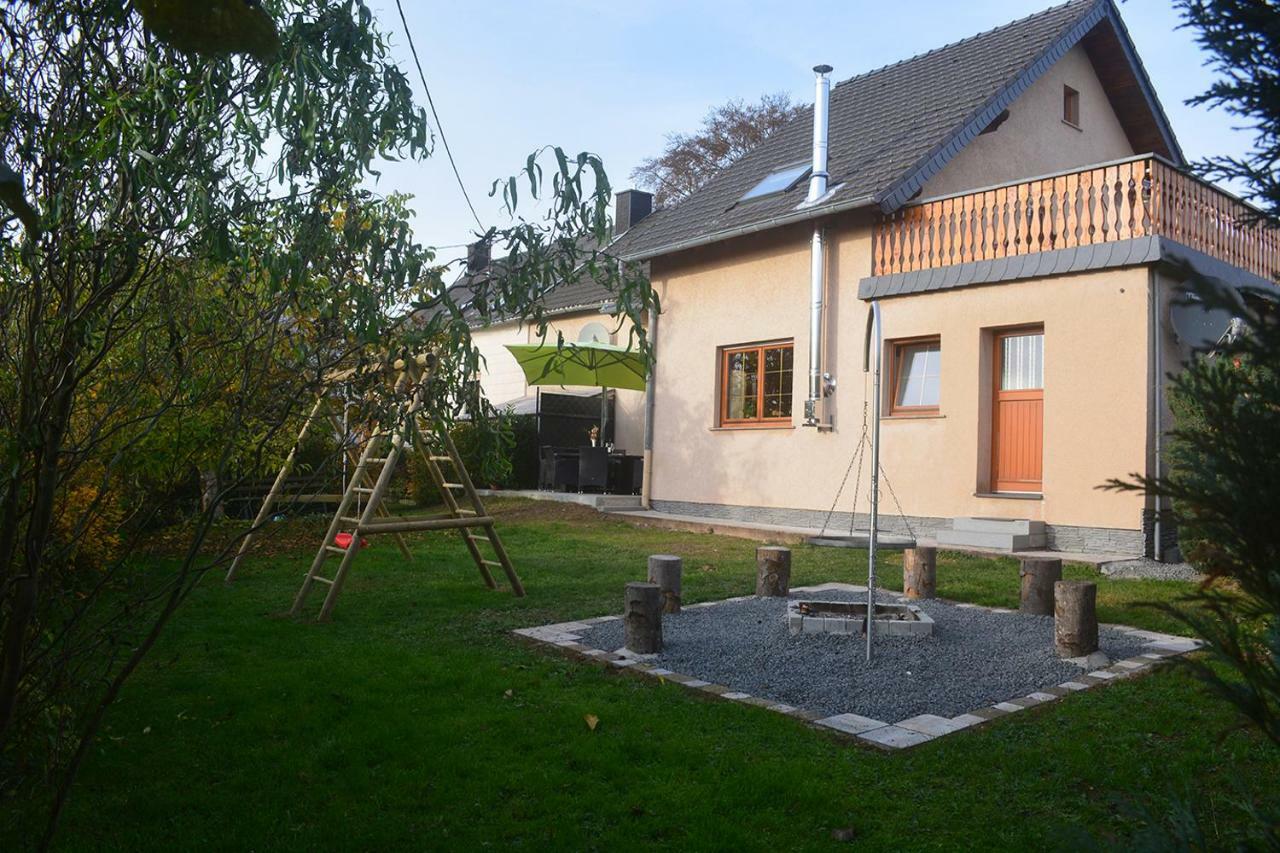 Eifelferienhaus Pruem Steinmehlen Exteriör bild